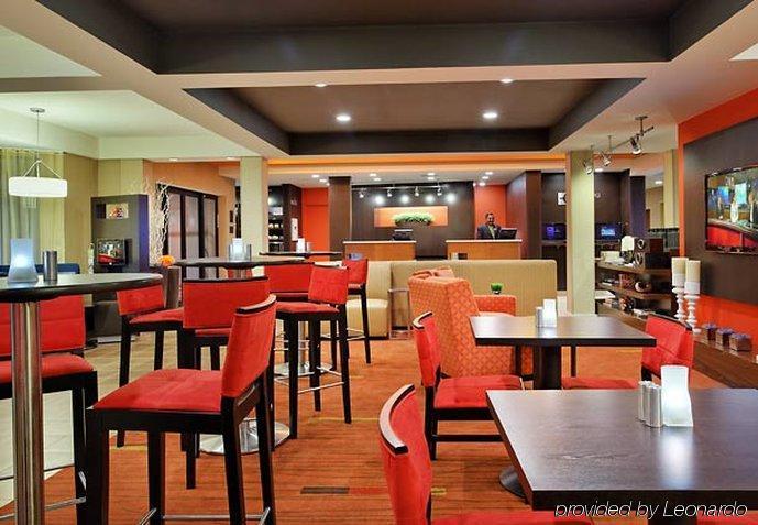 Courtyard Tallahassee North/I-10 Capital Circle Restaurant billede
